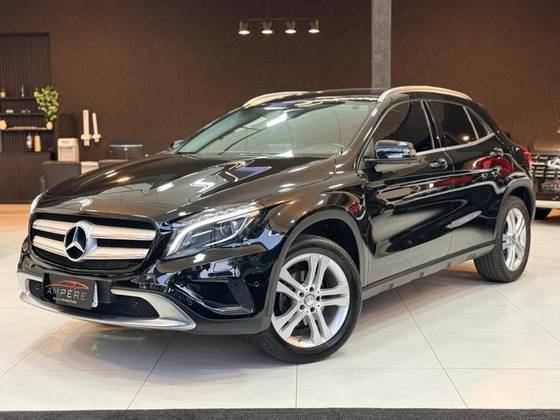 MERCEDES-BENZ GLA 200 1.6 CGI ADVANCE 16V TURBO FLEX 4P AUTOMÁTICO